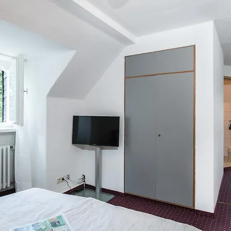 招待所 Augustusberg 3*