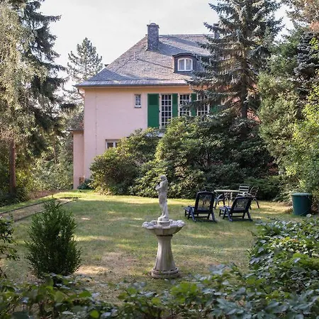 招待所 Augustusberg 3*