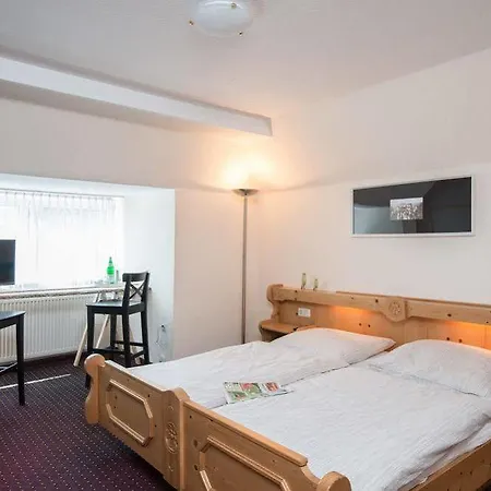 招待所 Augustusberg 3*